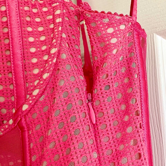 Preloved, Victoria Secret Teddy lingerie. Rose Pink. 34 C - Picture 3 of 4